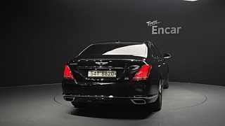 GENESIS EQ900 2017