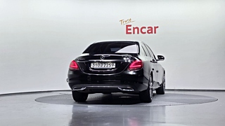 MERCEDES BENZ C-CLASS W205 2020