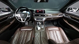 BMW 7-SERIES G11 2020