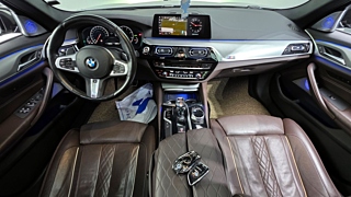 BMW 5-SERIES G30 2019