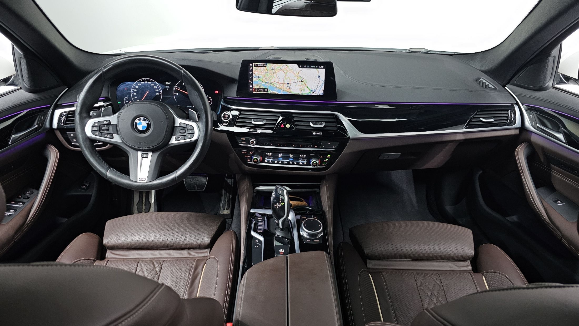 BMW 5-SERIES G30 2019