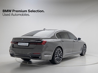 BMW 7-SERIES G11 2021