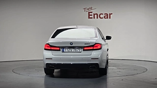 BMW 5-SERIES G30 2020