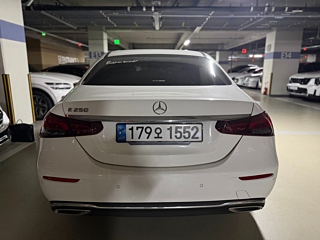 MERCEDES BENZ E-CLASS W213 2020