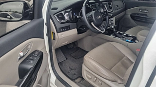 KIA CARNIVAL 2018