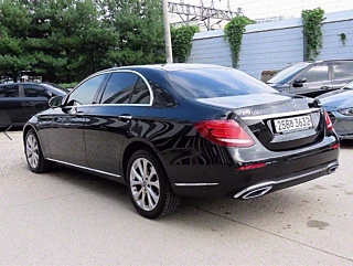 MERCEDES BENZ E-CLASS W213 2020
