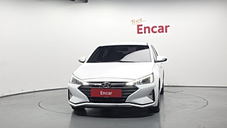 HYUNDAI AVANTE AD 2019