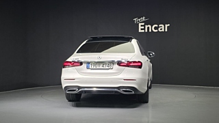 MERCEDES BENZ E-CLASS W213 2021