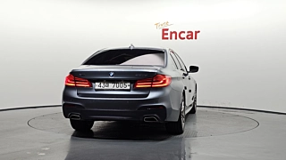 BMW 5-SERIES G30 2018