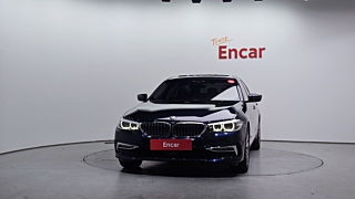 BMW 5-SERIES G30 2019