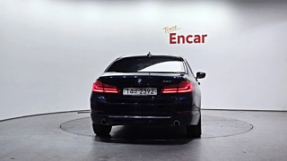 BMW 5-SERIES G30 2019