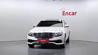 MERCEDES BENZ E-CLASS W213 2020