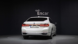 BMW 7-SERIES G11 2021