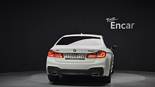 BMW 5-SERIES G30 2020