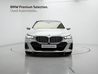 BMW 5-SERIES G60 2023