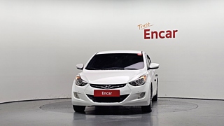 HYUNDAI AVANTE MD 2012