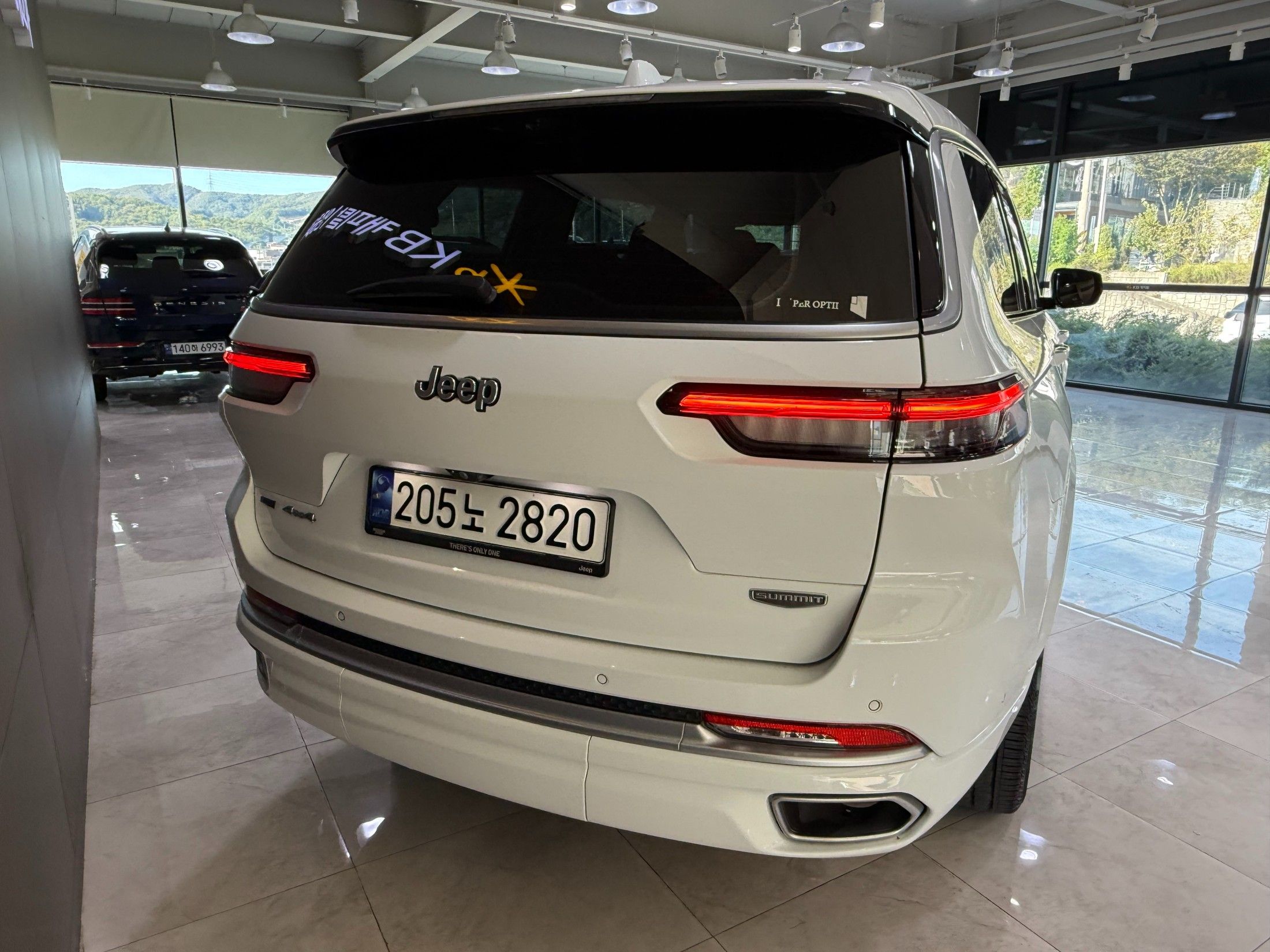 JEEP GRAND CHEROKEE WL 2023