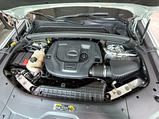 JEEP GRAND CHEROKEE WL 2023