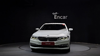 BMW 5-SERIES G30 2018
