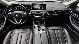 BMW 5-SERIES G30 2018