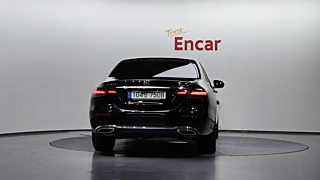 MERCEDES BENZ E-CLASS W213 2021