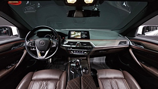 BMW 5-SERIES G30 2017