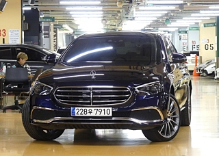 MERCEDES BENZ E-CLASS W213 2023