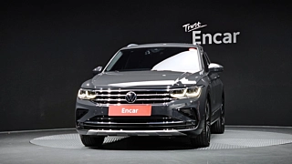 VOLKSWAGEN TIGUAN 2021