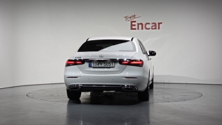 MERCEDES BENZ E-CLASS W213 2021