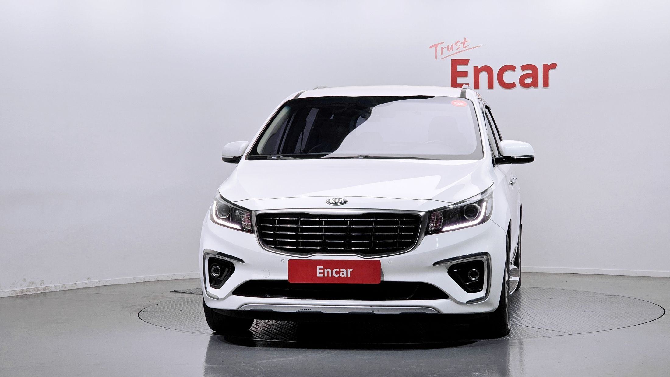 KIA CARNIVAL 2018