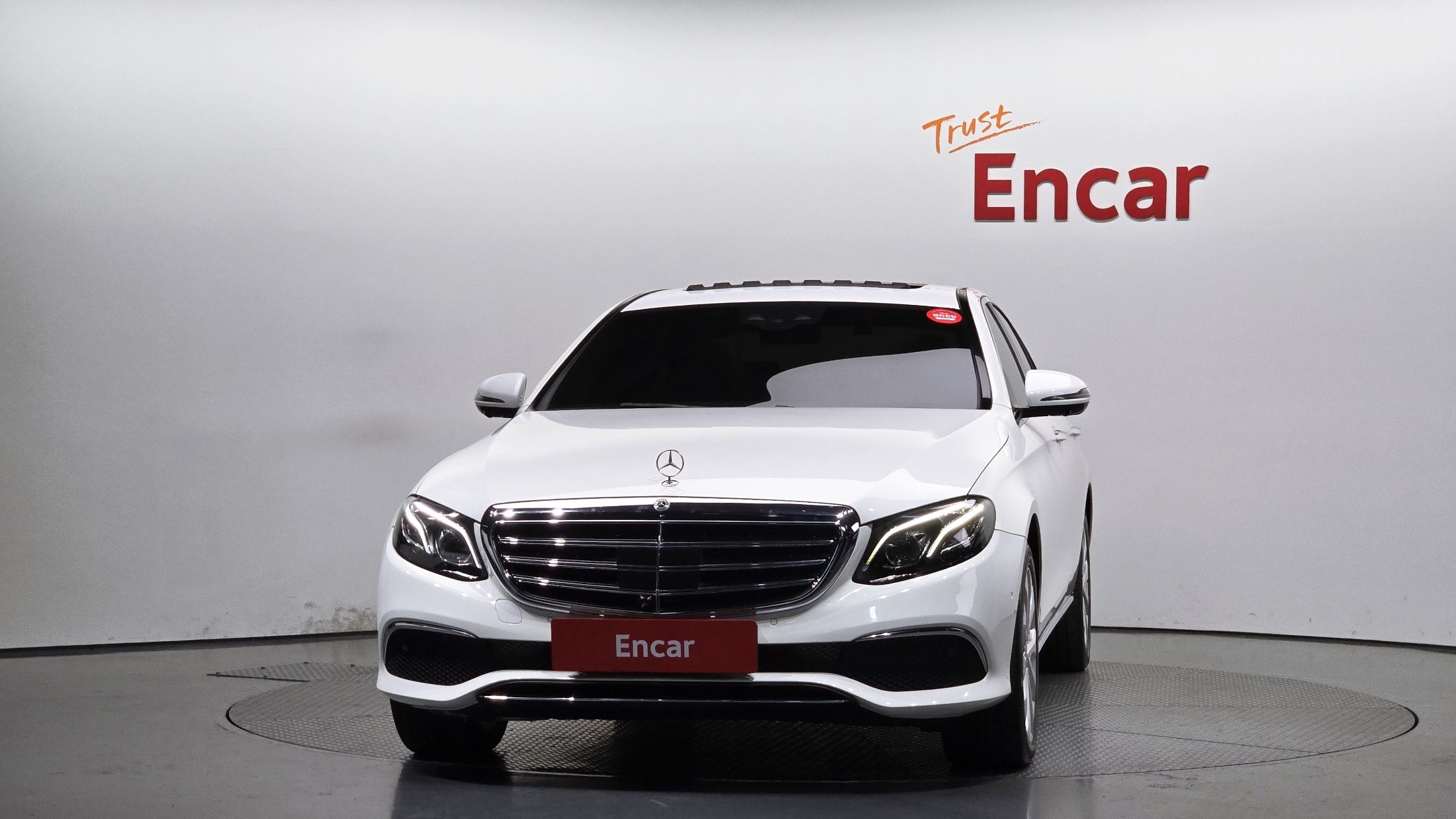 MERCEDES BENZ E-CLASS W213 2020