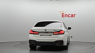 BMW 5-SERIES G30 2020