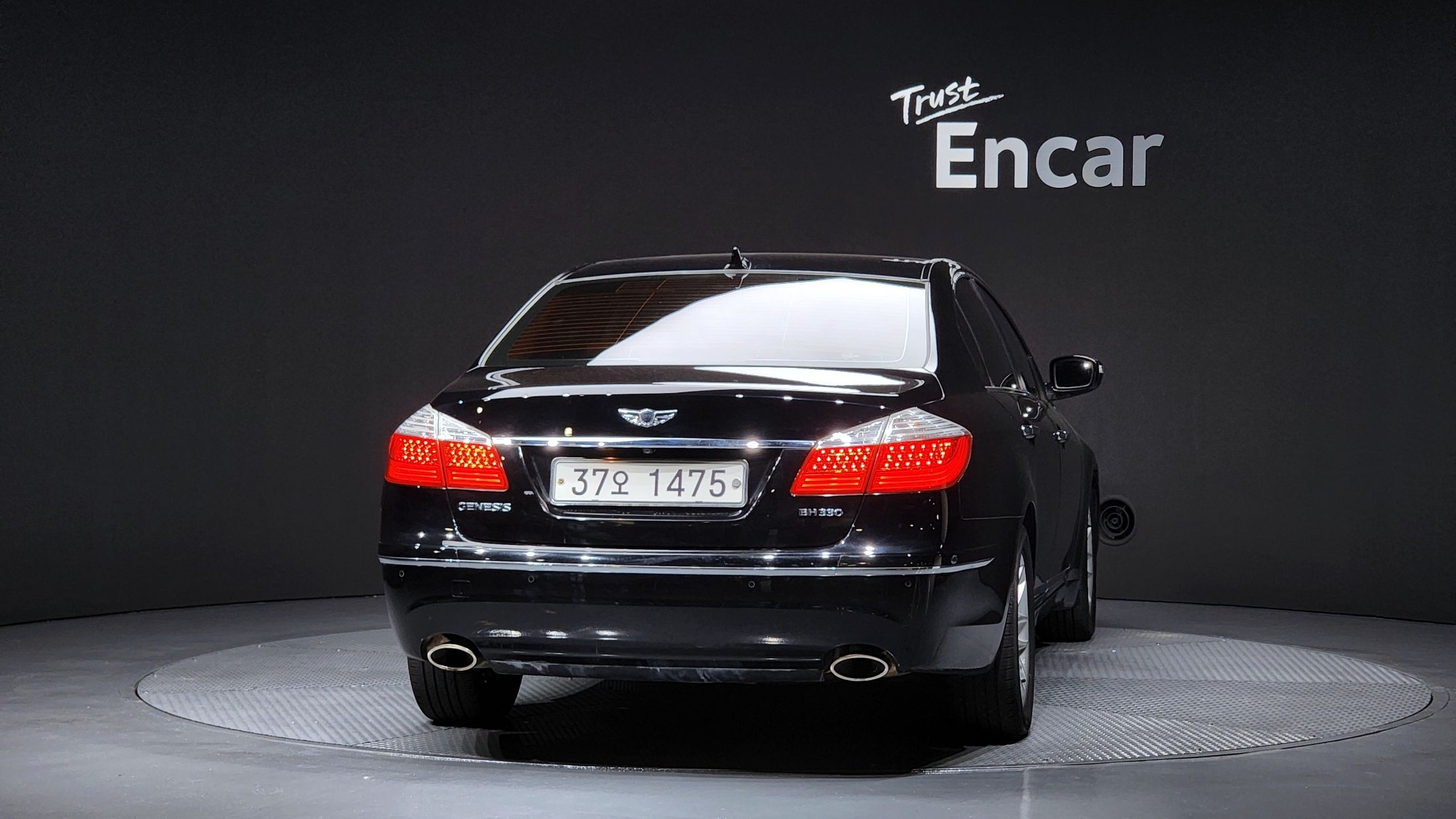 HYUNDAI GENESIS 2010