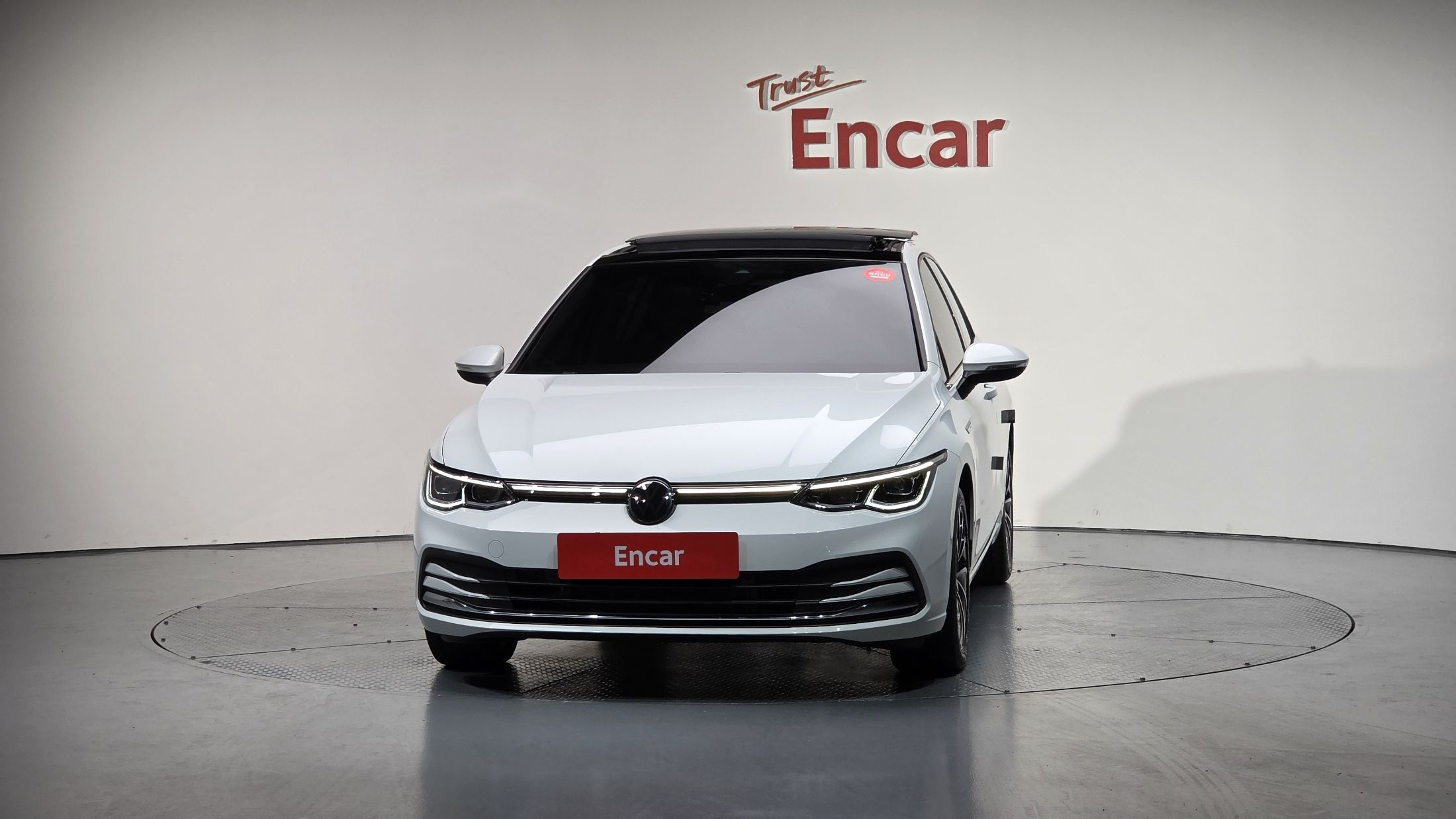 VOLKSWAGEN GOLF 2024