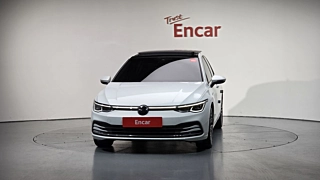 VOLKSWAGEN GOLF 2024