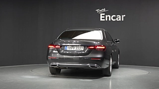 MERCEDES BENZ E-CLASS W213 2021