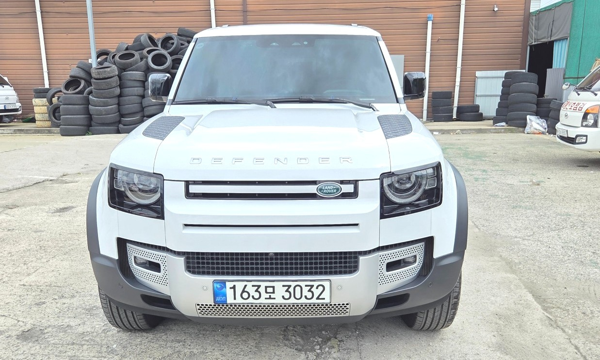 LAND ROVER DEFENDER L663 2021