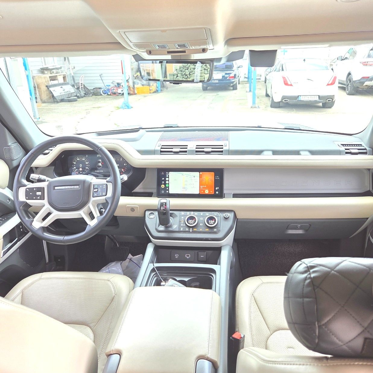 LAND ROVER DEFENDER L663 2021