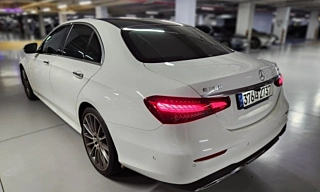 MERCEDES BENZ E-CLASS W213 2021