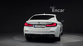 BMW 5-SERIES G30 2022