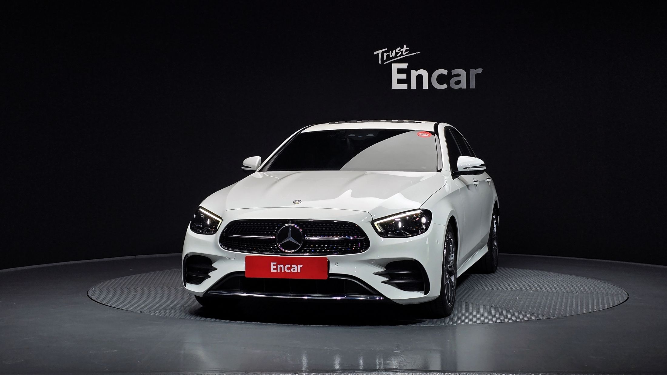 MERCEDES BENZ E-CLASS W213 2020