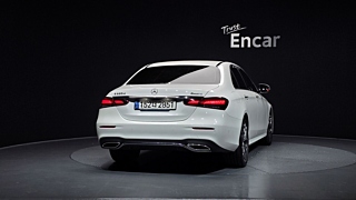 MERCEDES BENZ E-CLASS W213 2020