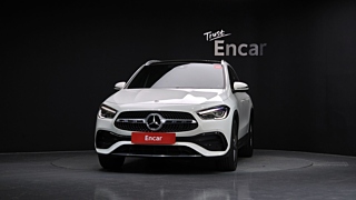 MERCEDES BENZ GLA-CLASS H247 2020