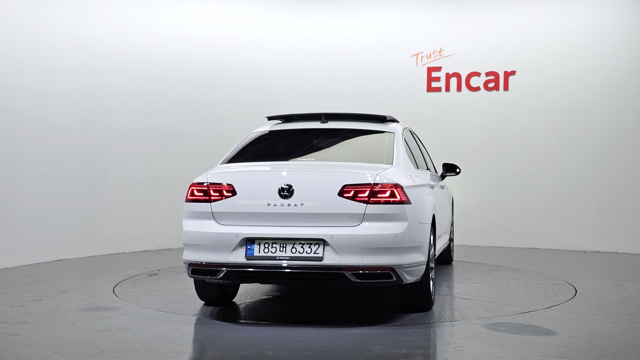 VOLKSWAGEN PASSAT GT B8 2022