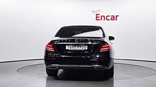 MERCEDES BENZ E-CLASS W213 2019