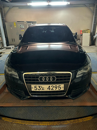 AUDI A4 2009