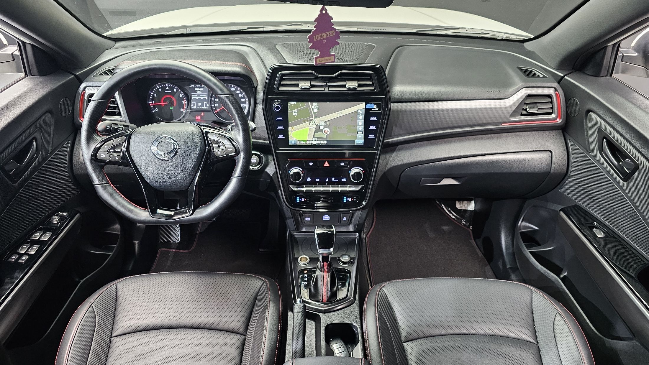 SSANGYONG TIVOLI VERY NEW 2020