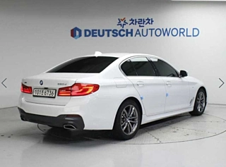 BMW 5-SERIES G30 2020