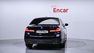 BMW 5-SERIES G30 2022