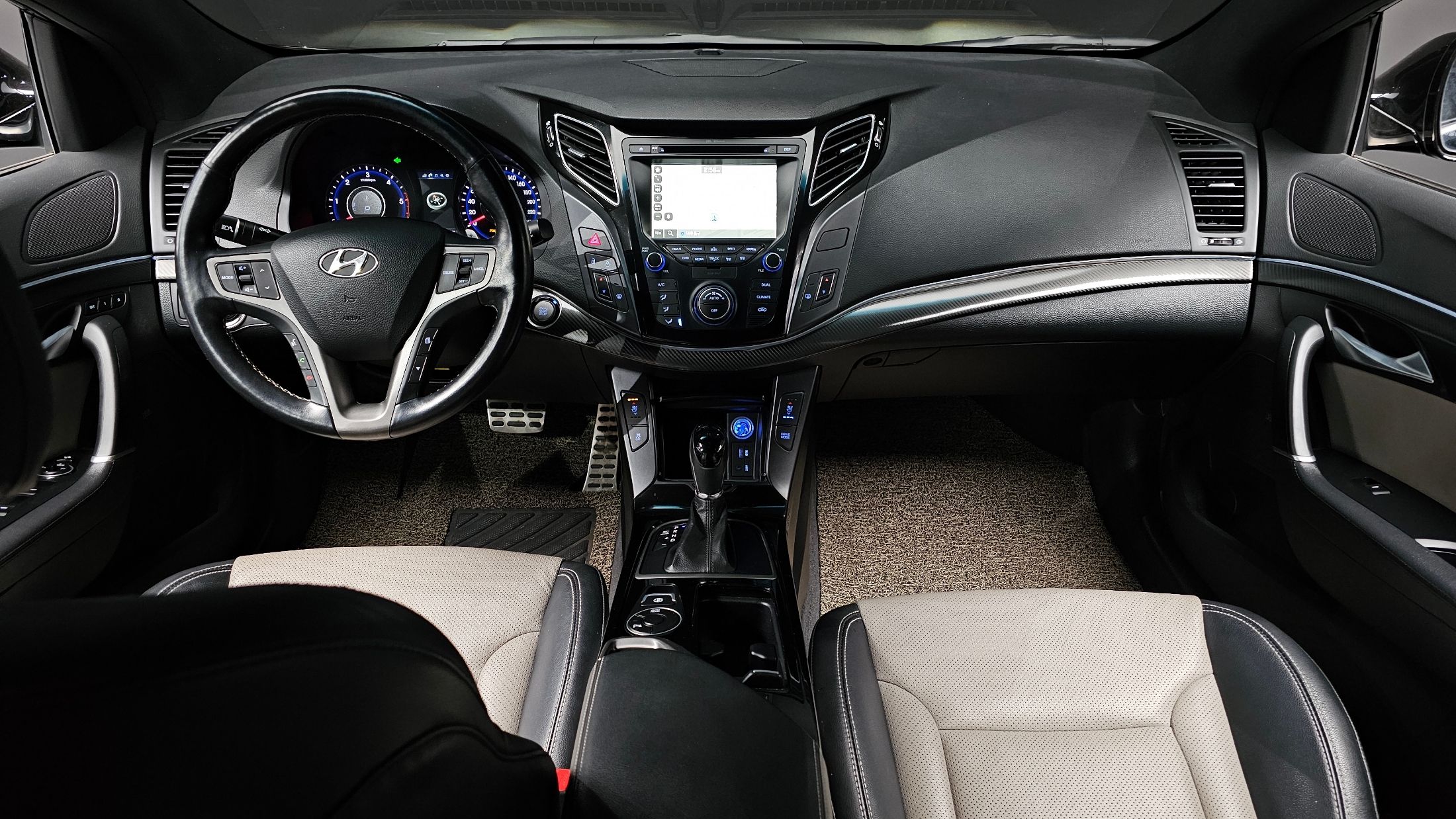 HYUNDAI I40 SALOON 2016